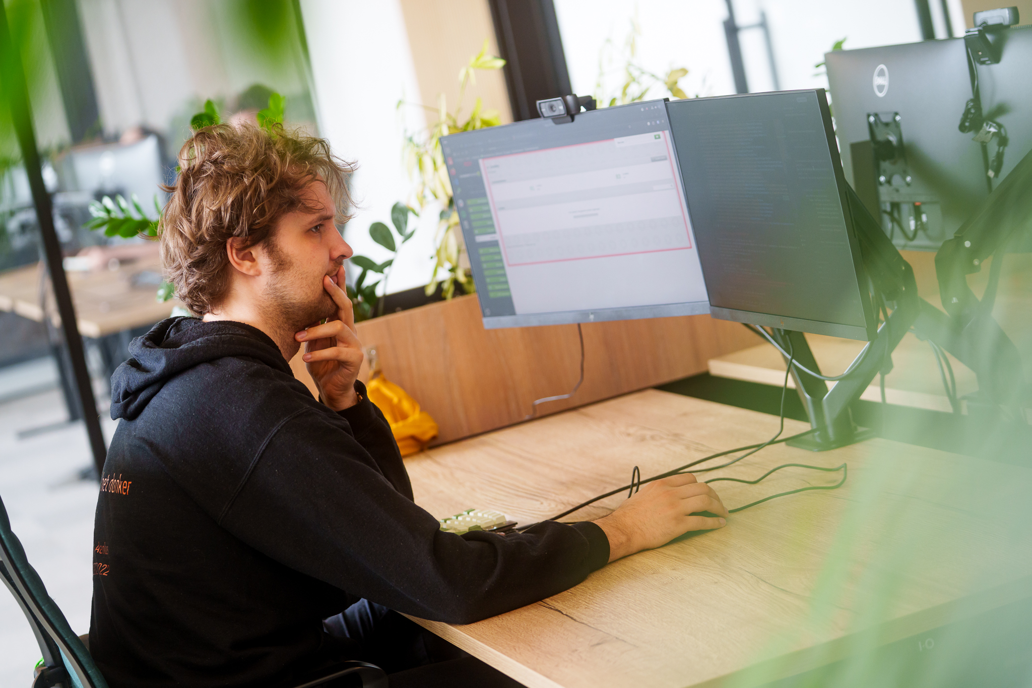 Application migration from an existing system to a new foundation